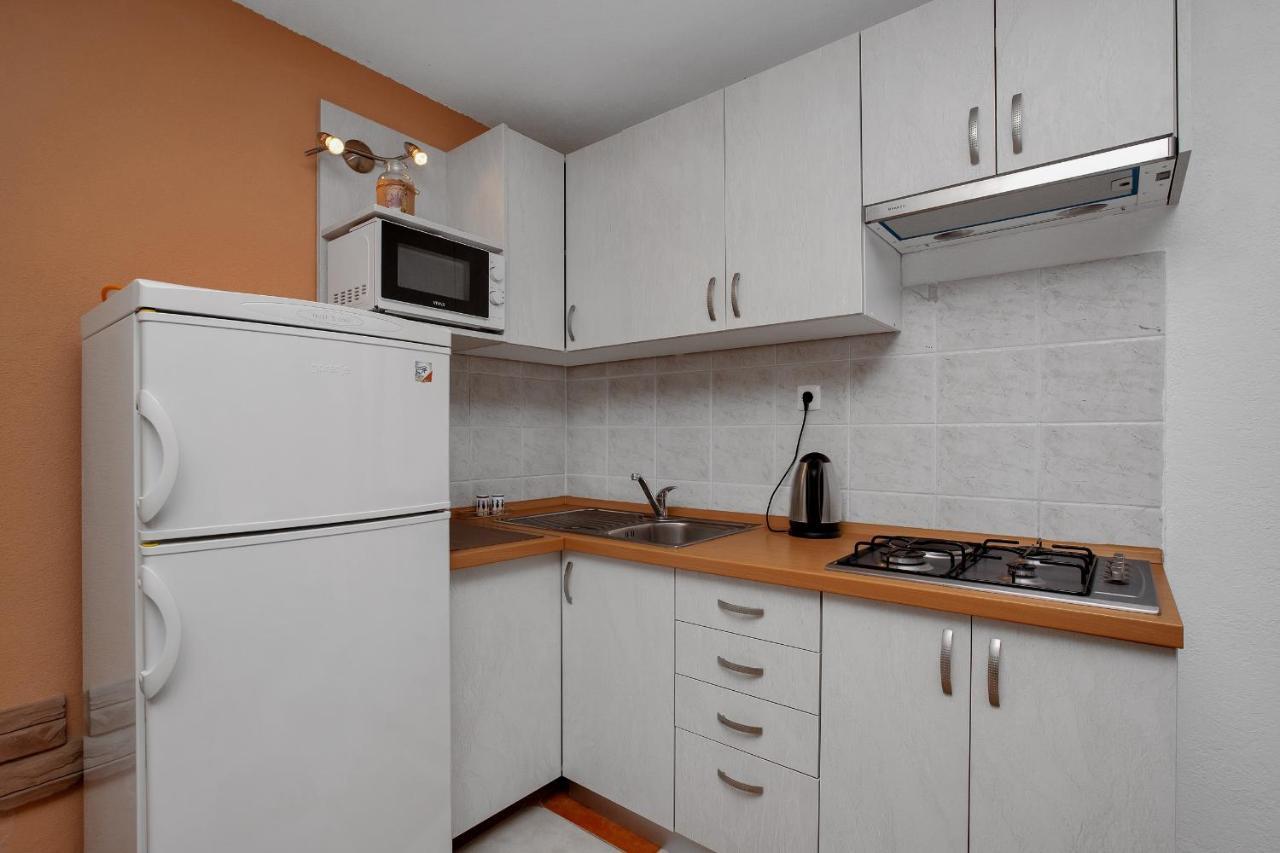 Apartments By The Sea Drasnice, Makarska - 2581 Luaran gambar
