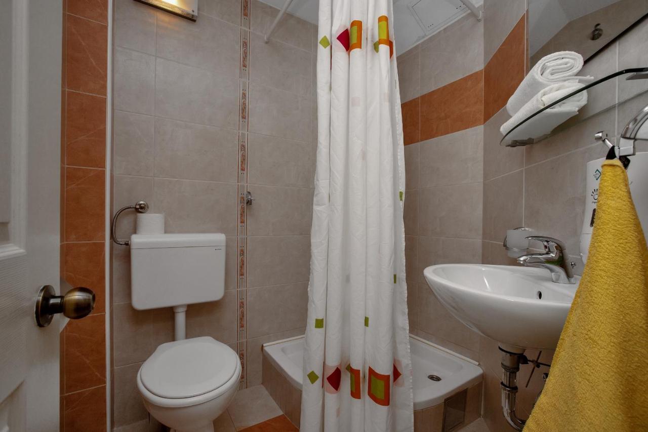 Apartments By The Sea Drasnice, Makarska - 2581 Luaran gambar