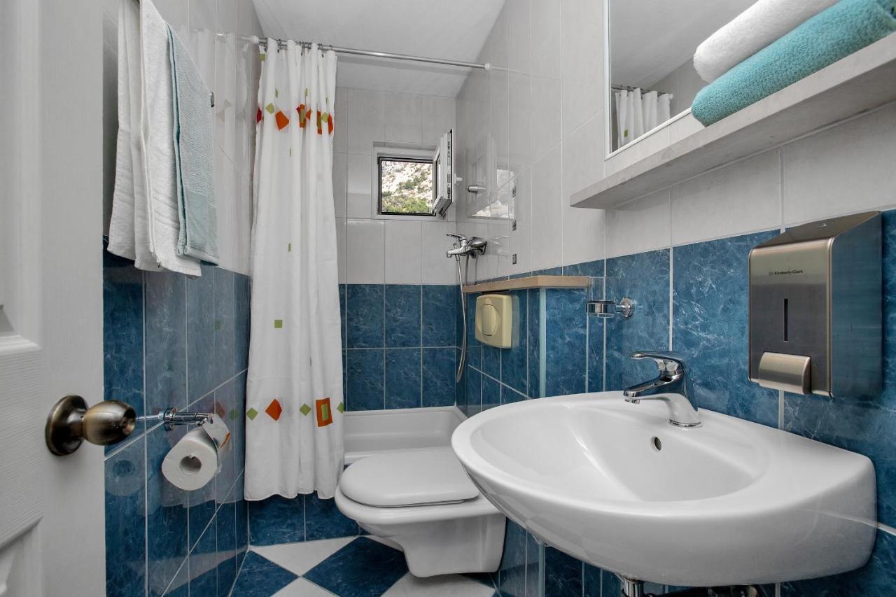 Apartments By The Sea Drasnice, Makarska - 2581 Luaran gambar